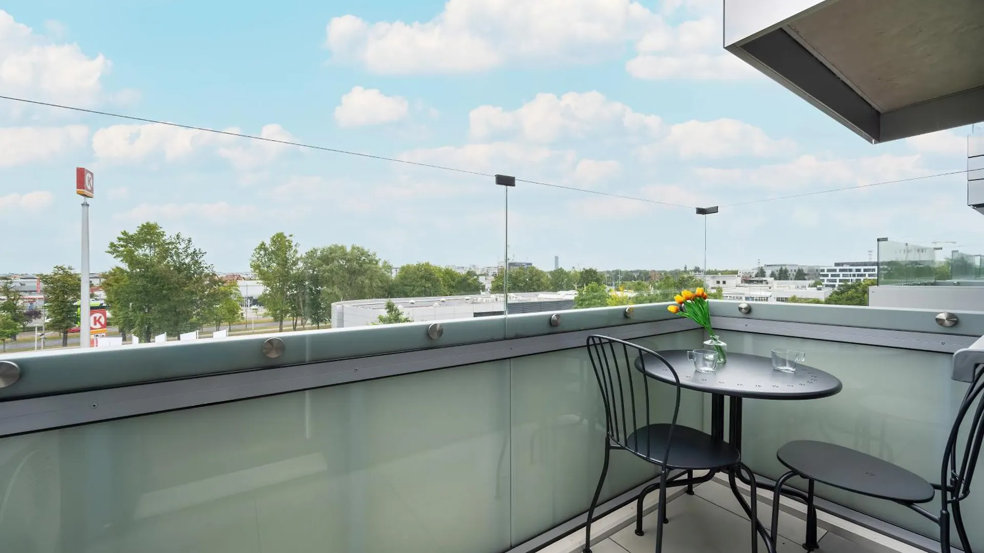 Apartamenty Zwycieska Z Klimatyzacja, Free Garage Wroclaw By Noclegi Renters Poland