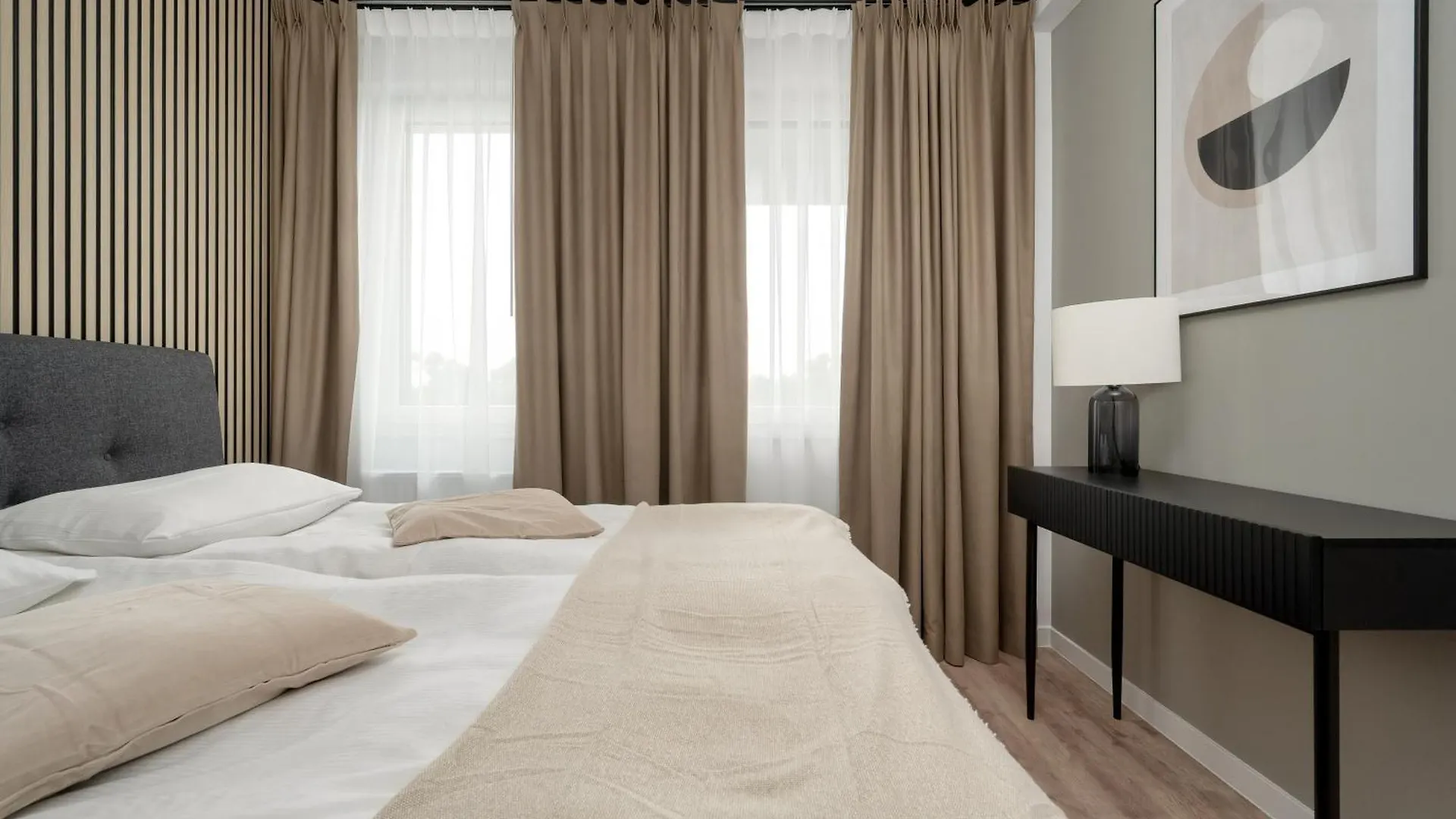 Apartamenty Zwycieska Z Klimatyzacja, Free Garage Wroclaw By Noclegi Renters 0*,