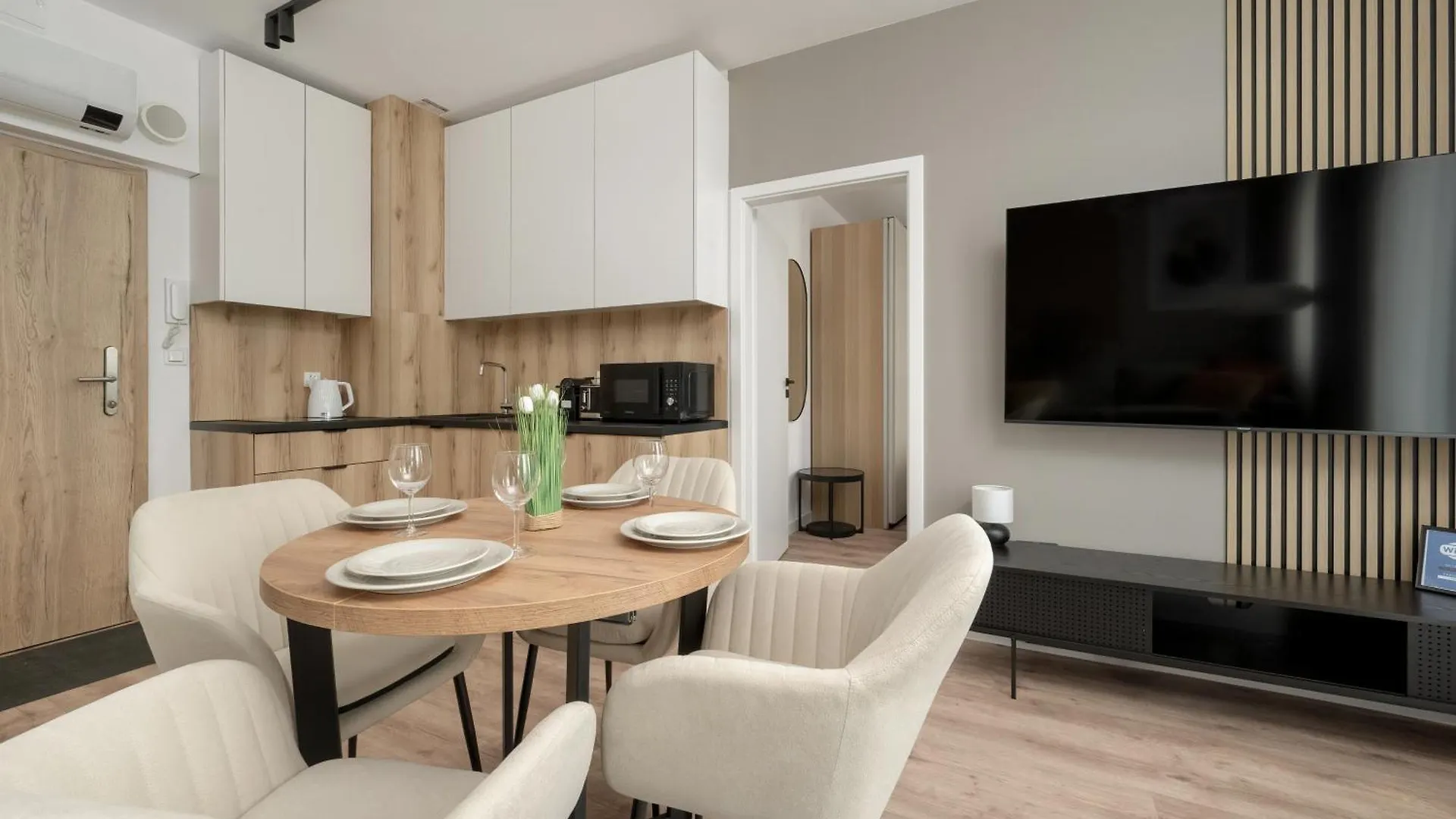 Apartamenty Zwycieska Z Klimatyzacja, Free Garage Wroclaw By Noclegi Renters Apartment